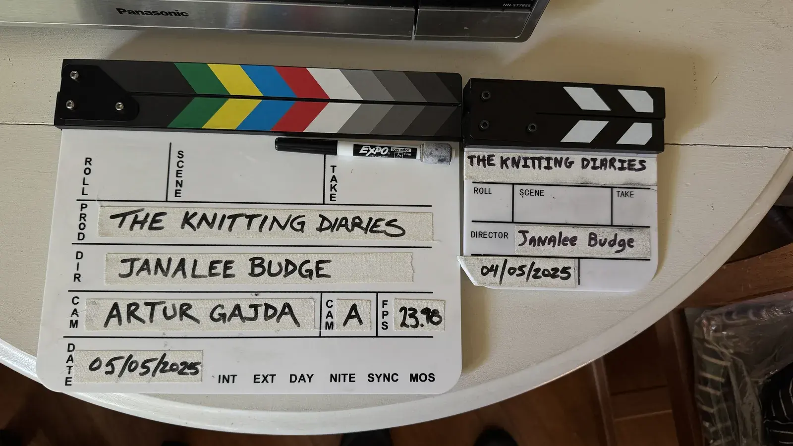Slate for The Knitting Diaries naming Janalee Budge and Artur Gajda.